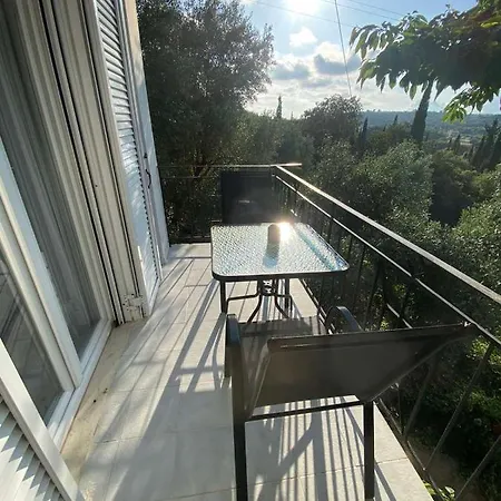 Alexander 2 Apartment